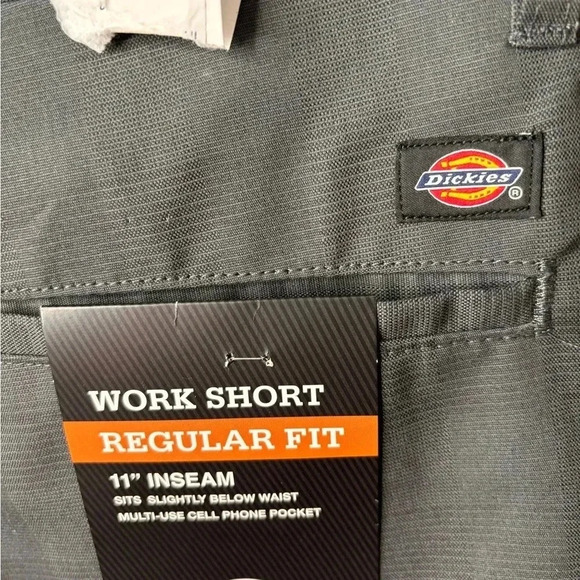 Brand new Dickies men’s size 30 - Picture 4 of 4